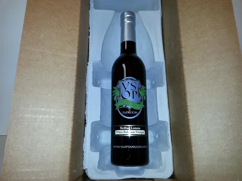 Vista 2 de VSOP Vinagre balsámico blanco envejecido con limón siciliano de Módena (12.68 oz)