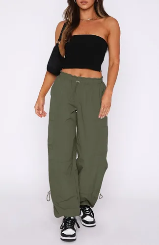 Vista 2 de Waitfairy Pantalones de paracaídas para mujer, pantalones cargo holgados con bolsillos