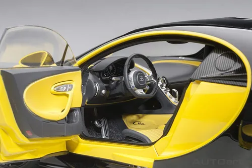 Vista 3 de Autoart Bugatti Chiron Jaune Molsheim Amarillo y Nocturne Negro Modelo 1/18