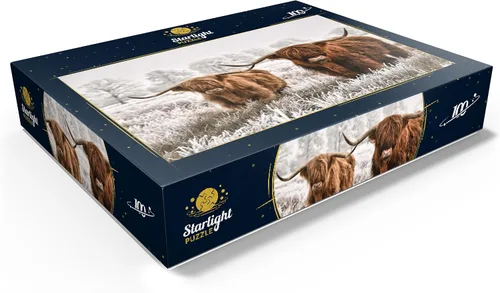 Vista 3 de MyPuzzle Hairy Scottish Highland Cattle in A Winter Landscape - Rompecabezas prémium de 100 piezas para adultos