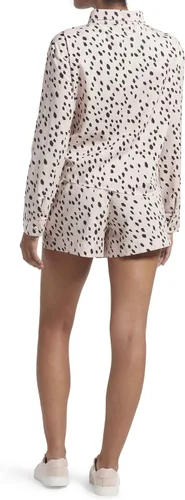 Vista 2 de KENDALL + KYLIE Conjunto bóxer con cuello con muescas para mujer, Ala de ángel - dálmata