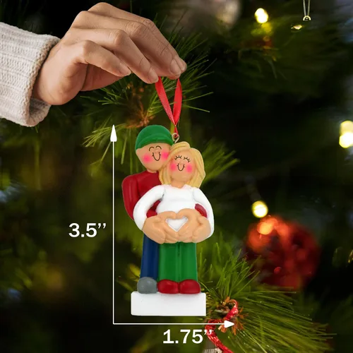 Vista 3 de Adorno de Navidad para embarazadas 2024, regalo personalizado para nuevos padres, adorno para padres primerizos, regalo para padres esperados