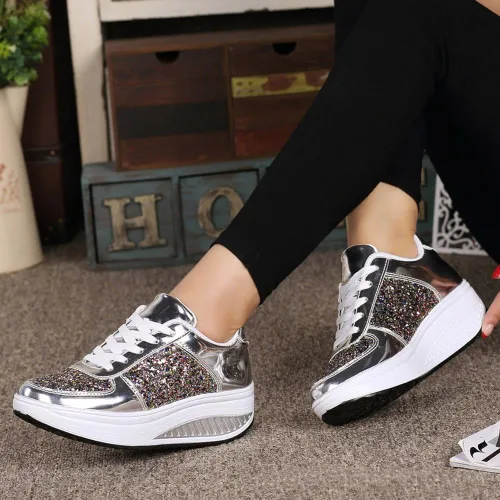 Vista 3 de Hbeylia Zapatos deportivos de moda con plataforma para mujer, de piel con purpurina, estilo casual, parte inferior gruesa, tacones altos, zapatos