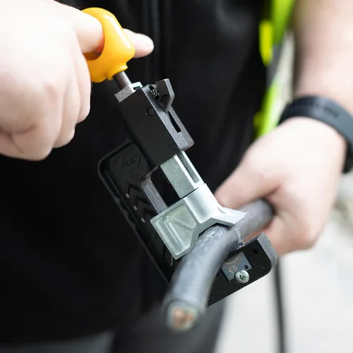 Vista 6 de C.K Tools ArmourSlice Evo - Pelacables SWA blindado, pelacables eléctricos automáticos de abrazadera rápida, herramientas para pelar cuchillos