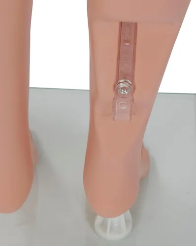 Vista 6 de SSWBasics Forma de pata de maniquí de plástico para mujer, altura 43 pulgadas, con base, plástico de medio cuerpo