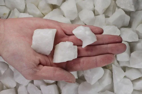 Vista 4 de Fantasia Materiales 1 lb White King Quartz Rough Stones de la India