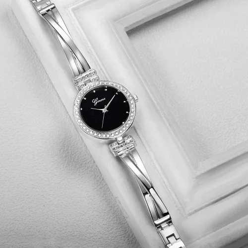 Vista 5 de Weicam Elegante pulsera de cuatro piezas para mujeres y niñas, reloj de pulsera analógico de cuarzo
