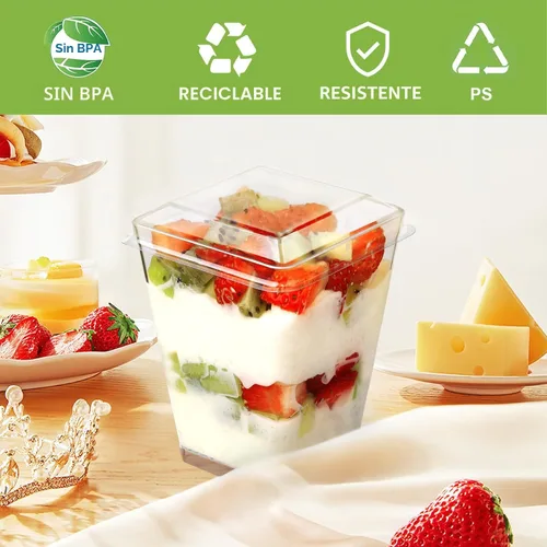 Vista 5 de Paquete de 50 Vasos de Postre de Plástico de 5 oz con Tapas y Cucharas, Vasos de Parfait de Yogur y Aperitivos para Fiestas, Mini Vasos de Postre