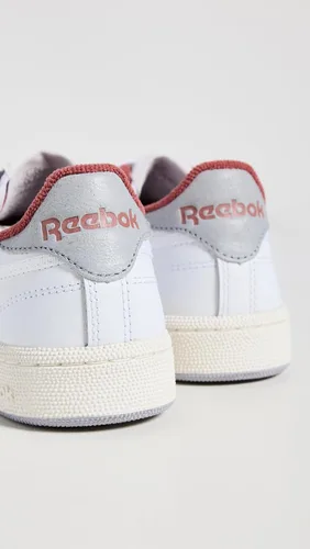Vista 3 de Reebok Women's Club C 85 Walking Shoe
