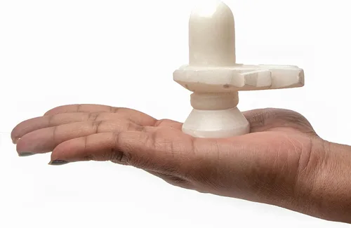 Vista 5 de Wonder Care Estatua de Shiva Lingam de piedra de mármol Shiva Estatua de Shiva hecha a mano Shiva Lingham Stone White Shivling para Pooja