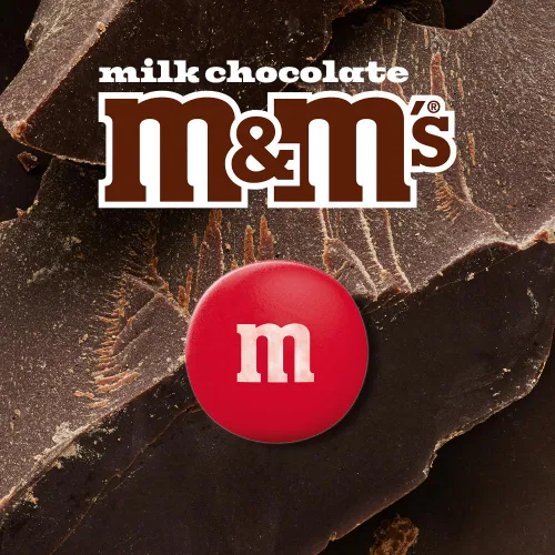 Vista 3 de M&M'S Frascos de caramelos de chocolate con leche a granel, surtido de caramelos de chocolate, caramelos a granel tamaño fiesta, bocadillos