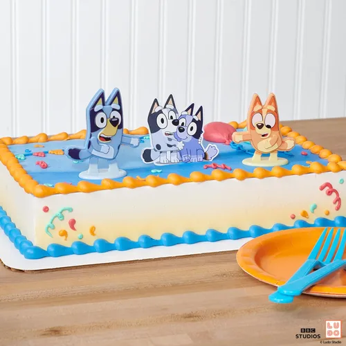 Vista 7 de DecoSet® Bluey Dance Mode - Adornos para tartas, decoración para tartas de 3 piezas con figuras de Bluey y Bingo y Muffin & Socks Poly Pic