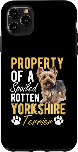 Vista 13 de iPhone 16 Dog Yorkie - Property of a spoiled rotten Yorkshire Terrier Case