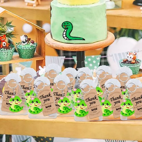 Vista 4 de El paquete de 60 recuerdos de fiesta de serpientes incluye 20 llaveros de serpiente, 20 etiquetas de agradecimiento, 20 bolsas de regalo para fiesta