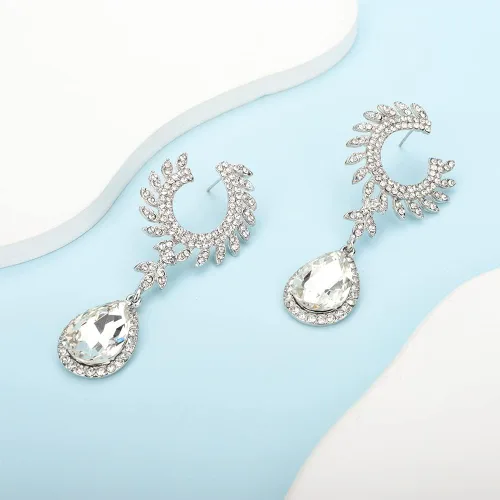 Vista 4 de Kercisbeauty Pendientes colgantes de araña de boda para mujer, cuentas de diamantes de imitación, joyería brillante para novias, damas de honor
