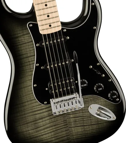 Vista 5 de Guitarra eléctrica Squier Affinity Series Stratocaster FMT, color Black Burst, diapasón de maple Pastillas Hss, cuerpo de álamo con parte superior