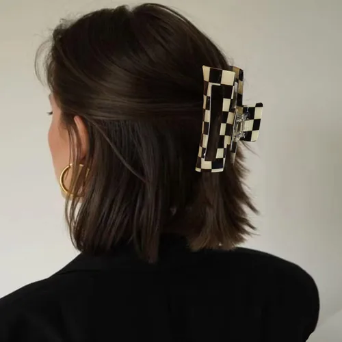 Vista 4 de Paquete de 6 pinzas para el cabello a cuadros, 3.1 pulgadas, multicolor, cuadradas, medianas, antideslizantes, agarre fuerte, para mujeres y niñas