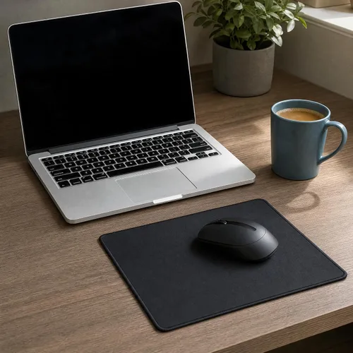 Vista 2 de Alfombrilla para mouse con borde cosido, base de goma antideslizante, alfombrilla de mouse impermeable y texturizada de primera calidad
