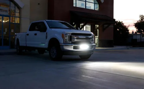 Vista 6 de iJDMTOY Barra de luz LED de 60 W de montaje de parachoques inferior compatible con Ford F-250 F-350 F-450 Super Duty 2017 en adelante, incluye barra