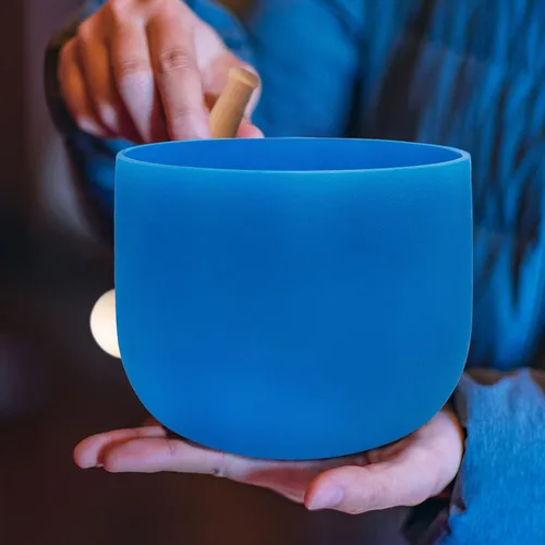 Vista 3 de Topfund Cuenco tibetano de cristal, azul, de 440 Hz, con funda de transporte resistente y mazos, nota G, 10 pulgadas, para chakra garganta
