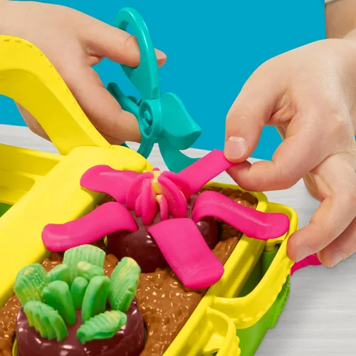 Vista 5 de Play-Doh Juego de juguetes de jardín de flores florecientes, juego de simulación de naturaleza, artes y manualidades para niños, regalos de relleno