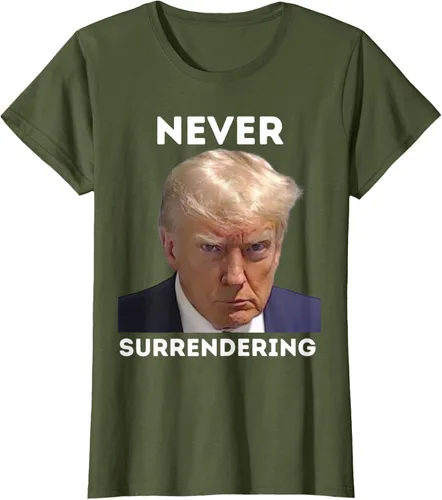 Vista 49 de Triumph Never Surrendering - Camiseta Trump Mug Shot, Negro