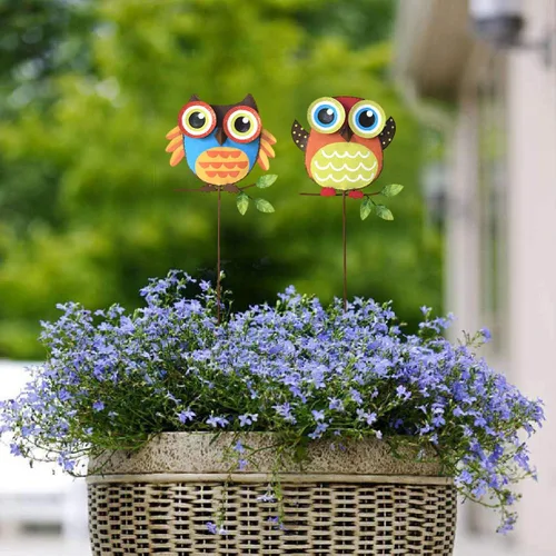 Vista 2 de Juego de 2 estacas de metal con diseño de atracción, decoración de búho para interiores y exteriores, decoración de búho para patio, césped, jardín
