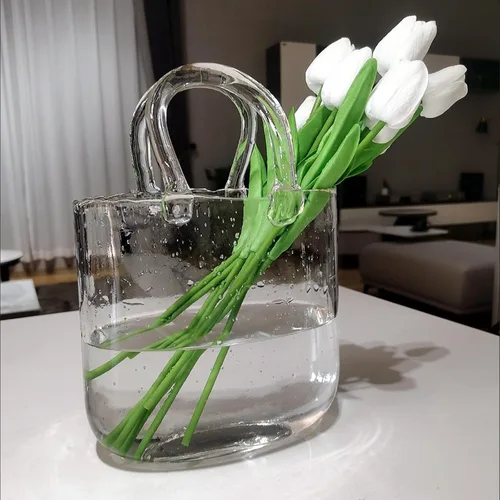 Vista 3 de Florero de cristal, florero en forma de bolso con asa, jarrones de vidrio transparente para decoración del hogar, bodas, eventos, oficina o centros