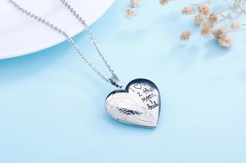 Vista 3 de Collar con medallón que sostiene fotos "I Love You to the Moon and Back" con medallón de memoria fotográfica, Esmalte, Esmalte