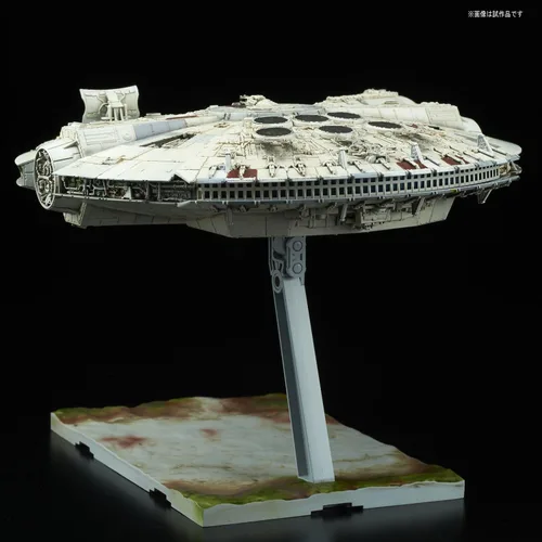 Vista 6 de Bandai Hobby 1/144 Halcón Milenario Star Wars: Los Últimos Jedi