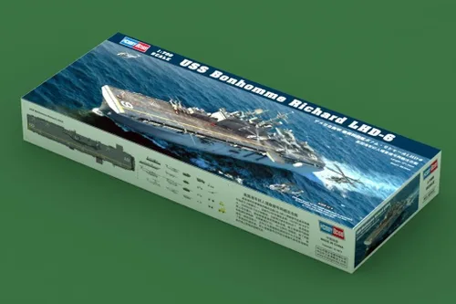 Vista 2 de Hobby Boss USS Bonhomme Richard LHD-6 Kit