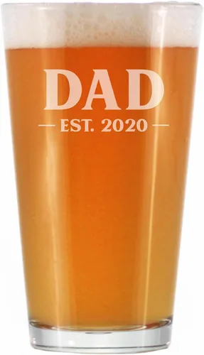 Vista 15 de Dad Est 2023 - Regalo de Vaso de Pinta para Nuevo Padre Primerizo - Vasos Llamativos de 16 Oz Bevvee Dad gift ideas for fathers, husbands and