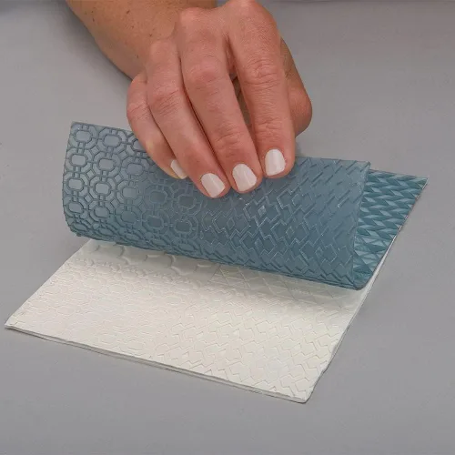 Vista 4 de Sculpey Tools - Juego de sábanas de textura geométrica, juego de 2 piezas reutilizable, ideal para todo tipo de manualidades, arcilla polimérica