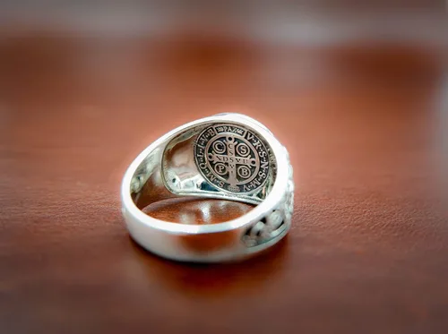 Vista 7 de Anillo de plata de ley 925 con sello católico de San Benito Medalla de San Benito, joyería de amuleto