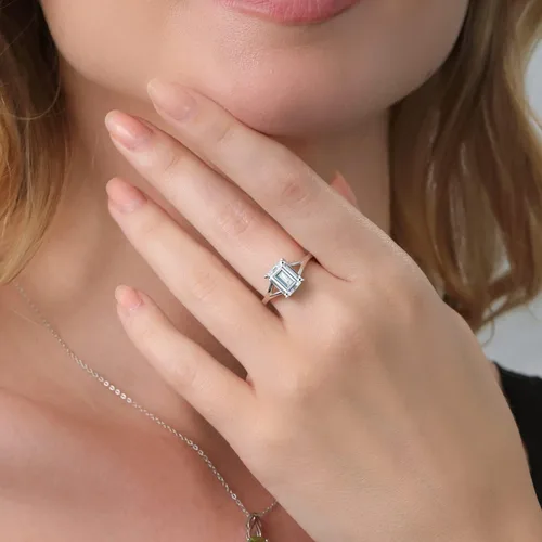 Vista 62 de Gem Stone King Anillo de compromiso solitario con diseño clásico de vástago dividido para mujer, plata de ley 925, piedra natal de piedra preciosa
