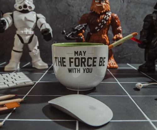Vista 8 de Star Wars Yoda May The Force Be With You - Juego de vajilla de cerámica Incluye cuenco de fideos ramen de 20 onzas y palillos de madera