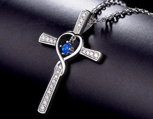 Vista 3 de Hubbering - Collar con colgante de cruz de cristal con corazón infinito