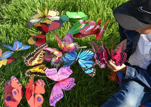 Vista 2 de FENELY Mariposa Jardín Estacas Decoraciones Al Aire Libre 3D Mariposas Césped Decorativo Patio Decoración Accesorios Adornos PVC Jardinería Arte