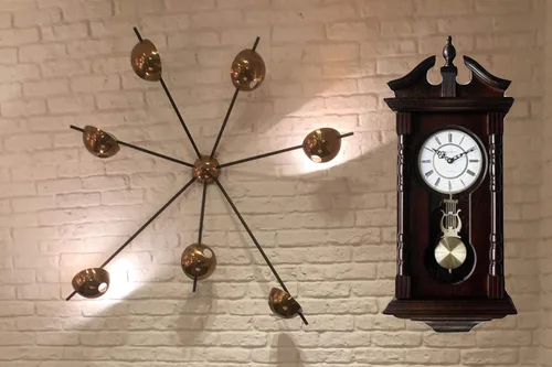 Vista 5 de reloj abuelo de madera con melodía con péndulo de madera tradicional perfecto para regalar melodía de Westminster suena a cada hora Nogal