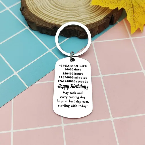 Vista 4 de Llavero de feliz cumpleaños de 40 años, para mujeres y hombres, regalos de feliz cumpleaños para él, regalo de cumpleaños, idea de recuerdo, mamá