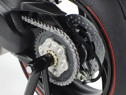 Vista 11 de Tamiya 14140 Ducati Superleggera V4 1:12 Kit de modelo detallado fiel al original de plástico Kit de construcción DIY montaje sin pintar multicolor