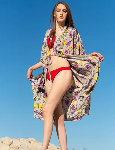 Vista 2 de KUKU PANDA Tangas de algodón para mujer, transpirables, no se ven atrevidas, tangas sexys para entrenamiento diario, paquete de 3
