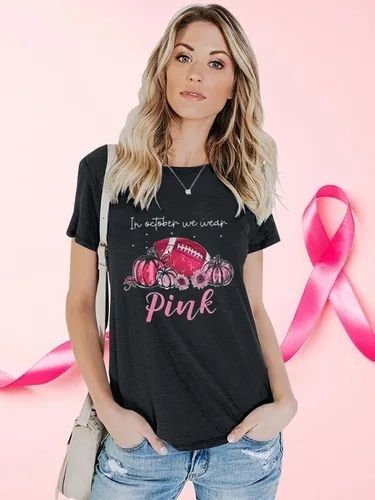 Vista 3 de Mujeres en octubre Llevamos camisa rosa Concientización sobre el cáncer de mama Tops Camiseta de fútbol para sobrevivientes de cáncer de mama