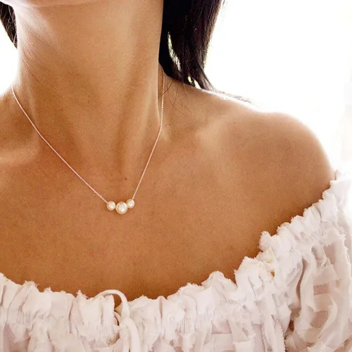 Vista 2 de Collner Delicado collar de perlas chapado en oro de 14 quilates, bonito collar de perlas individuales elegante gargantilla de perlas pequeñas