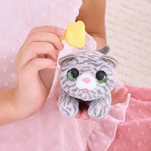 Vista 5 de furReal Just Play - Gatito interactivo para mascotas, pequeño gato de peluche con sonidos y movimiento, piel sintética, juguetes para niños a partir