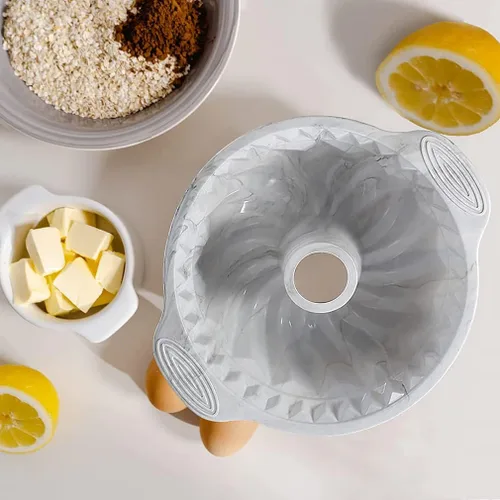Vista 8 de Occhi d'angelo Molde de silicona para tartas Bundt, antiadherente con mango resistente, moldes de silicona de 9 pulgadas para pasteles Bundt Sartén