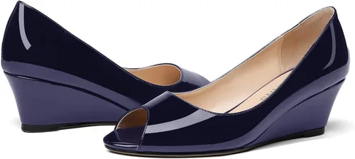 Vista 6 de WAYDERNS Zapatos de tacón bajo con cuña de charol y puntera abierta para mujer de 2 pulgadas