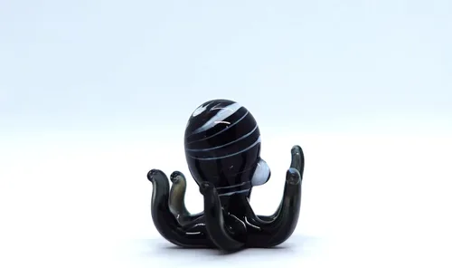 Vista 5 de Pulpo diminutas micro figuras sopladas a mano de vidrio de color arte animales coleccionables regalo decoración del hogar (negro)