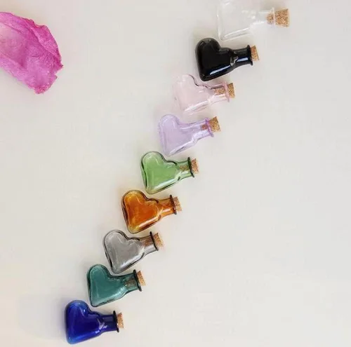 Vista 8 de Pequeños frascos de vidrio pequeños con tapones de corcho, botellas con corcho en forma de corazón, frascos de vidrio transparente, botellas