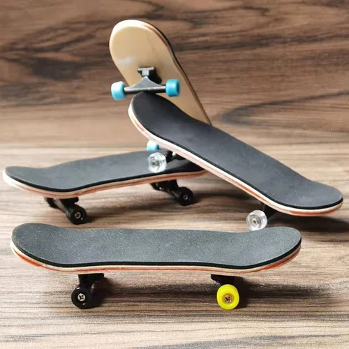 Vista 2 de 2 cintas de agarre para diapasón Cómoda cinta protectora de espuma para diapasón, antideslizante para patinetas de juguete para la mayoría